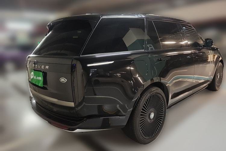 Used Land Rover Range 2024 3.0 L6 400 PS Prestige Extended Version 7-Seater Rear Right 45 Deg