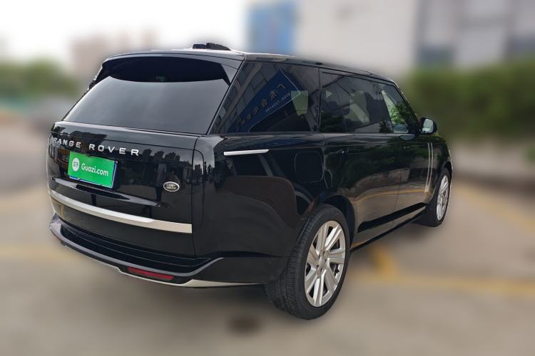 Used Land Rover Range 2024 3.0 L6 400 PS Extended Version Rear Right 45 Deg