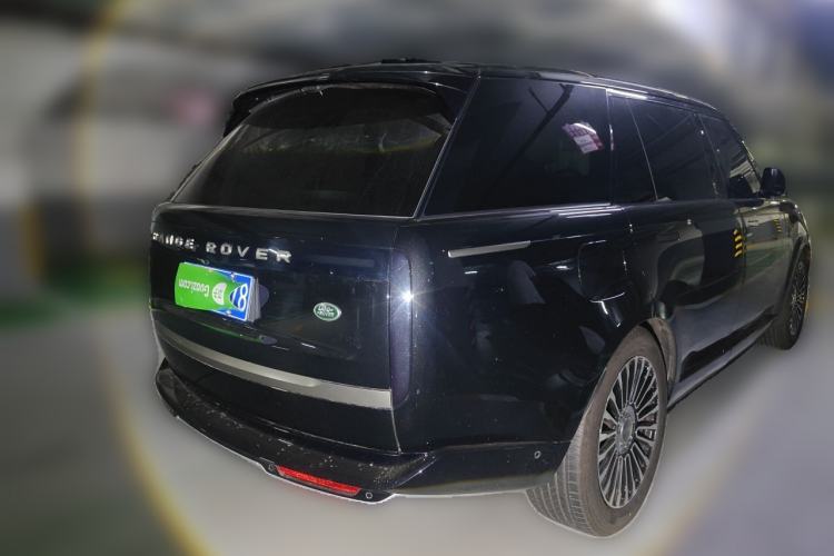 Used Land Rover Range 2024 3.0 L6 400 PS Prestige Extended Version 7-Seater Rear Right 45 Deg