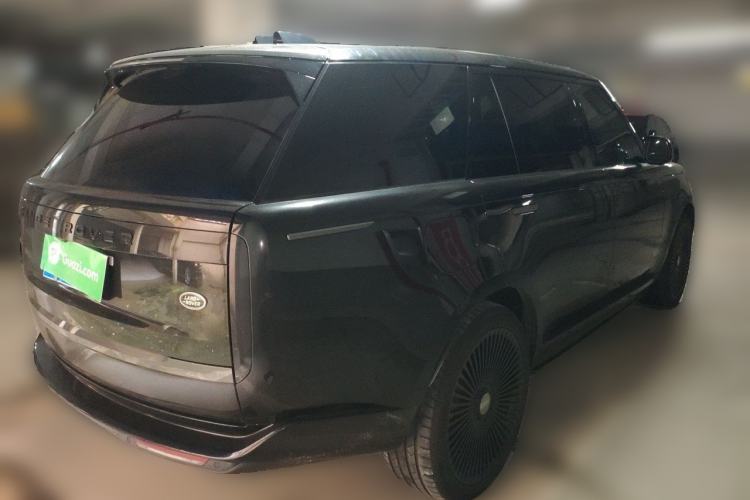 Used Land Rover Range 2024 3.0 L6 400 PS Extended Luxury Edition Rear Right 45 Deg