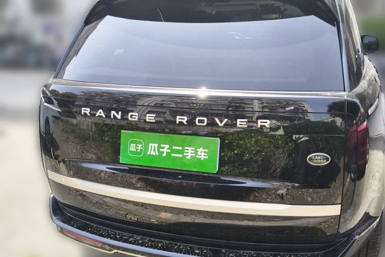 Used Land Rover Range 2024 3.0 L6 400 PS Extended Version Rear