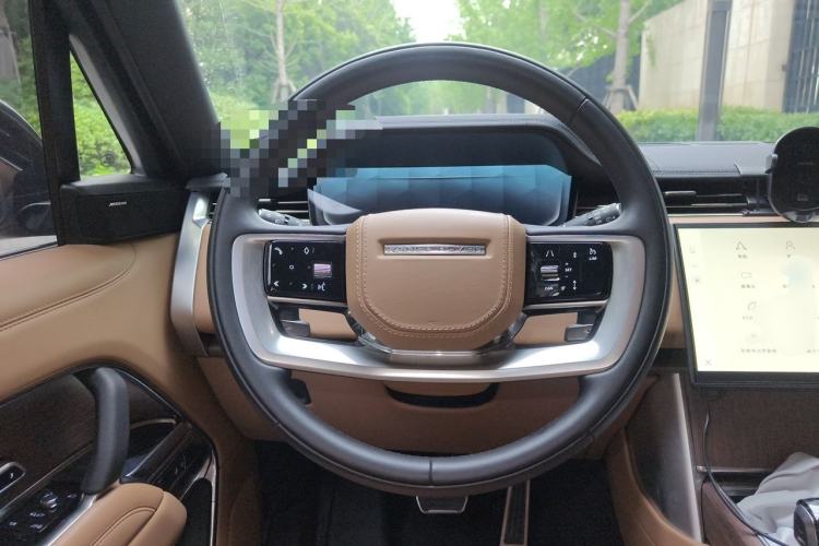 Used Land Rover Range 2024 3.0 L6 400 PS Prestige Extended Version 7-Seater Steering Wheel