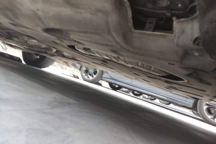Used Land Rover Range 2024 3.0 L6 400 PS Extended Luxury Edition Chassis Front Right