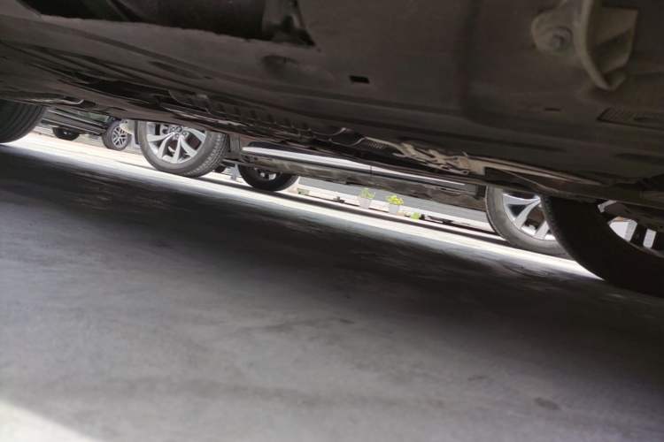 Used Land Rover Range 2024 3.0 L6 400 PS Extended Luxury Edition Chassis Rear Left