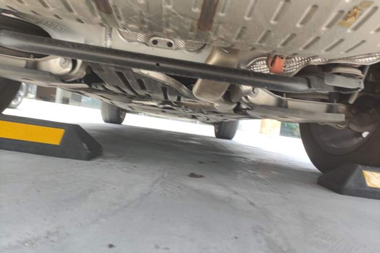 Used Land Rover Range 2024 3.0 L6 400 PS Extended Luxury Edition Chassis Rear