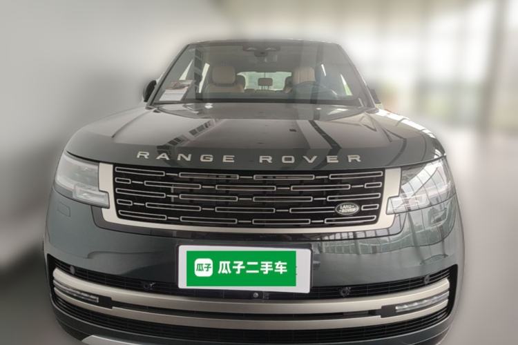 Used Land Rover Range 2024 3.0 L6 400 PS Extended Luxury Edition Front