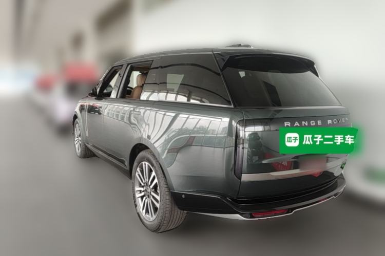 Used Land Rover Range 2024 3.0 L6 400 PS Extended Luxury Edition Rear Left 45 Deg