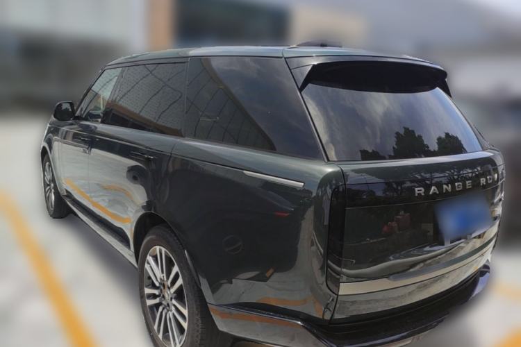 Used Land Rover Range 2024 3.0 L6 400 PS Extended Luxury Edition Rear Left 45 Deg