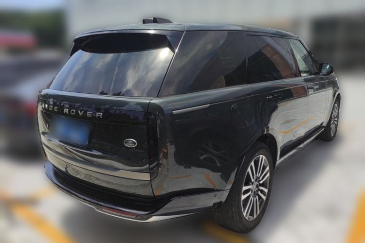 Used Land Rover Range 2024 3.0 L6 400 PS Extended Luxury Edition Rear Right 45 Deg