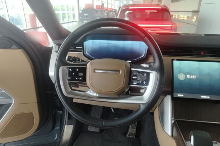 Used Land Rover Range 2024 3.0 L6 400 PS Extended Luxury Edition Steering Wheel