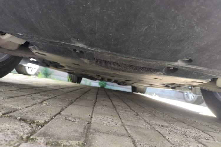 Used Land Rover Range 2024 3.0 L6 400 PS Extended Version Chassis Front