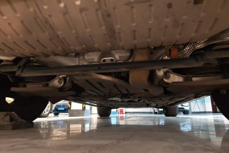 Used Land Rover Range 2024 3.0 L6 400 PS Extended Luxury Edition Chassis Rear