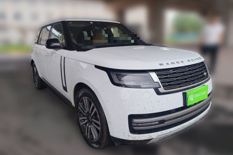 Used Land Rover Range 2024 3.0 L6 400 PS Prestige Extended Version 7-Seater Front Right 45 Deg