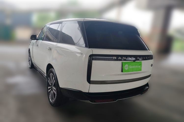 Used Land Rover Range 2024 3.0 L6 400 PS Prestige Extended Version 7-Seater Rear Left 45 Deg
