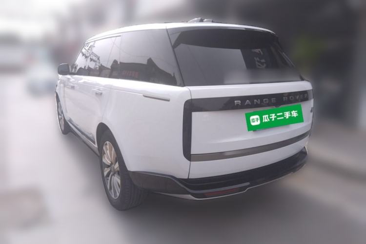 Used Land Rover Range 2024 3.0 L6 400 PS Prestige Extended Version 7-Seater Rear Left 45 Deg