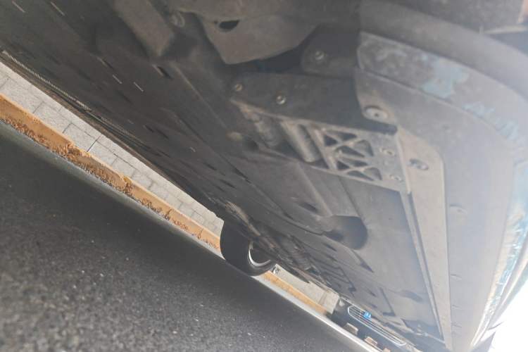 Used Land Rover Range 2025 3.0 L6 400 PS Extended Luxury Edition Chassis Front Left