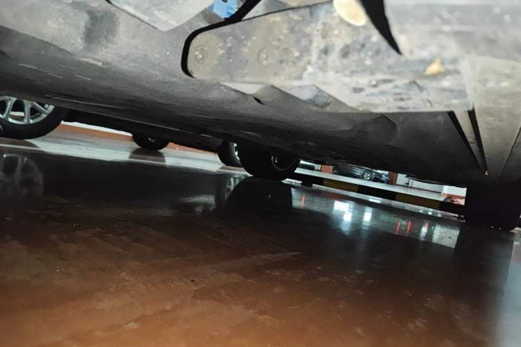 Used Land Rover Range 2025 3.0 L6 400 PS Extended Luxury Edition Chassis Front Left