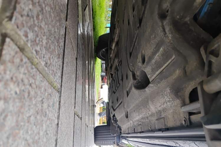 Used Land Rover Range 2025 3.0 L6 400 PS Extended Luxury Edition Chassis Front Left