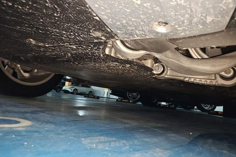 Used Land Rover Range 2025 3.0 L6 400 PS Extended Luxury Edition Chassis Front