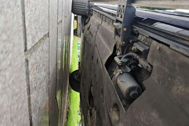 Used Land Rover Range 2025 3.0 L6 400 PS Extended Luxury Edition Chassis Rear Left