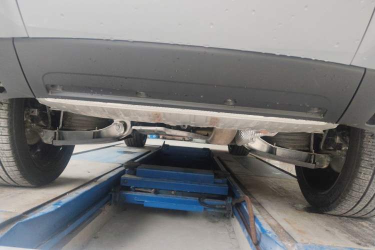 Used Land Rover Range 2025 3.0 L6 400 PS Extended Luxury Edition Chassis Rear