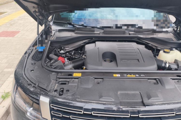Used Land Rover Range 2025 3.0 L6 360 PS Grand Edition Engine Bay Right
