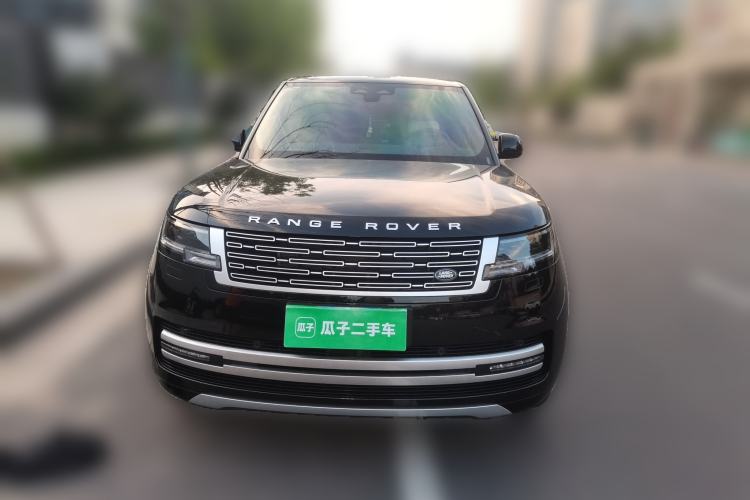 Used Land Rover Range 2025 3.0 L6 400 PS Extended-Length Genesis Edition Front