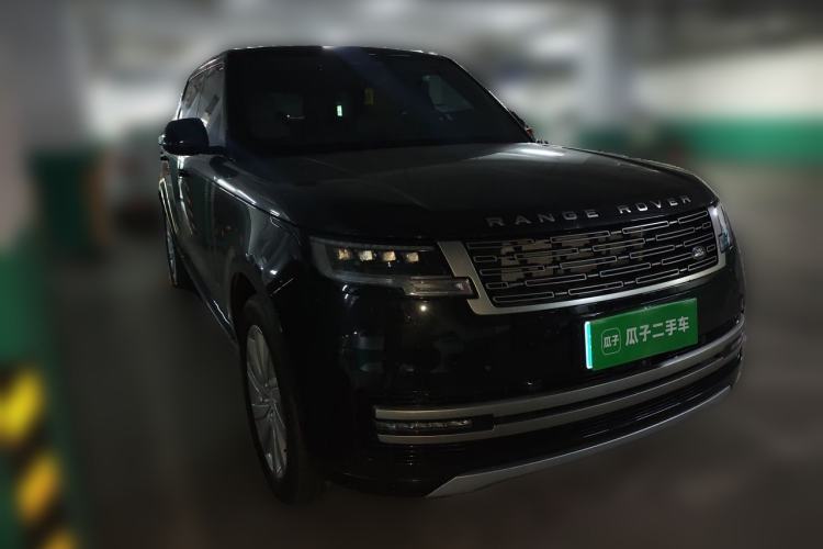 Used Land Rover Range 2025 3.0 L6 400 PS Extended Luxury Edition Front Right 45 Deg
