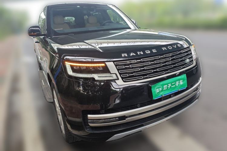 Used Land Rover Range 2025 3.0 L6 400 PS Extended Luxury Edition Front Right 45 Deg