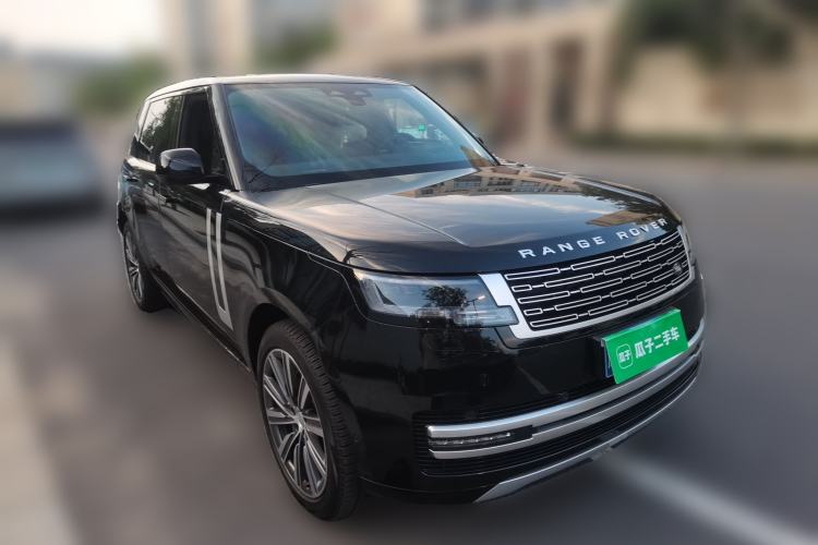 Used Land Rover Range 2025 3.0 L6 400 PS Extended-Length Genesis Edition Front Right 45 Deg