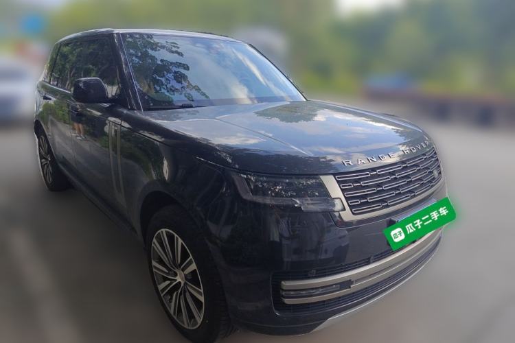 Used Land Rover Range 2025 3.0 L6 400 PS Extended Luxury Edition Front Right 45 Deg