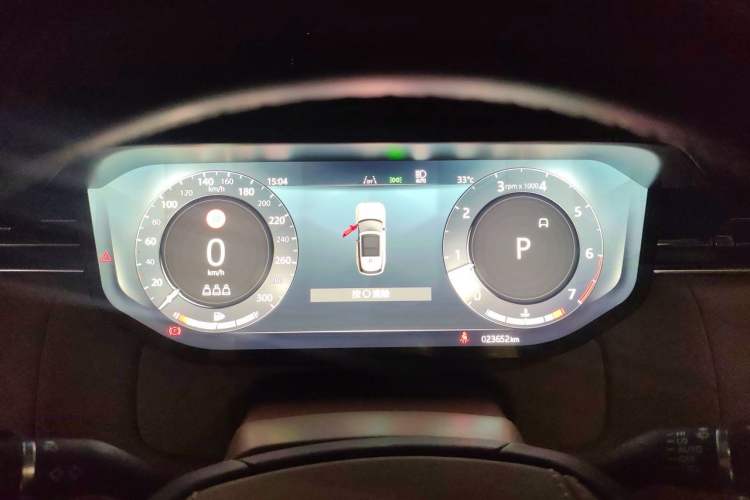 Used Land Rover Range 2025 3.0 L6 400 PS Extended Luxury Edition Instrument Cluster