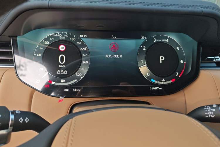 Used Land Rover Range 2025 3.0 L6 400 PS Extended Luxury Edition Instrument Cluster