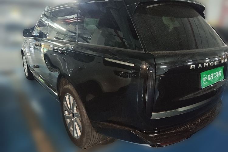 Used Land Rover Range 2025 3.0 L6 400 PS Extended Luxury Edition Rear Left 45 Deg