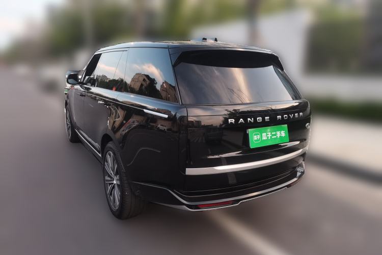 Used Land Rover Range 2025 3.0 L6 400 PS Extended-Length Genesis Edition Rear Left 45 Deg