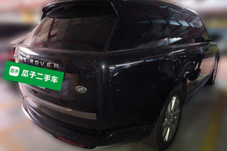 Used Land Rover Range 2025 3.0 L6 400 PS Extended Luxury Version 7-Seater Rear Right 45 Deg