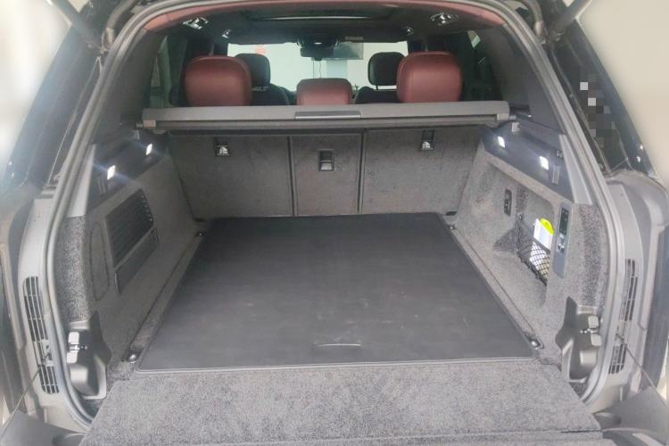 Used Land Rover Range 2025 3.0 L6 400 PS Extended Luxury Edition Trunk