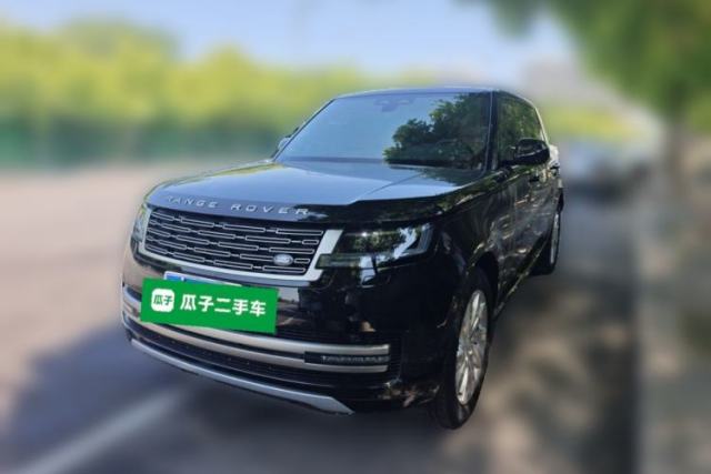 Używany Land Rover Range 2025 3.0 L6 400 PS Extended Luxury Edition