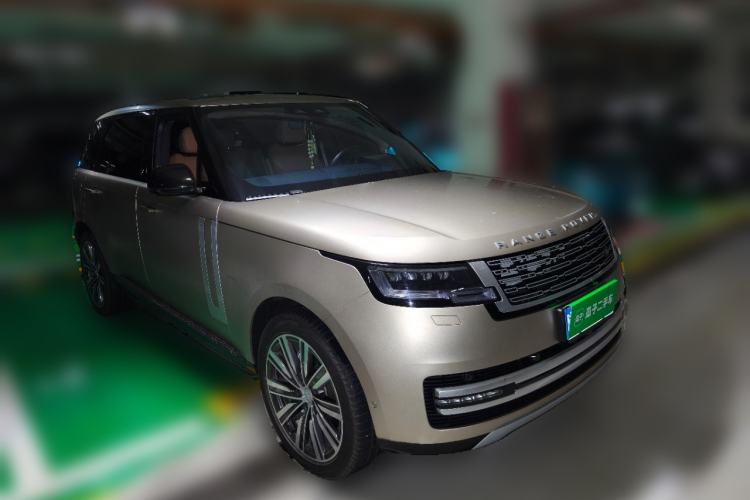 Used Land Rover Range 2025 3.0 L6 400 PS Extended-Length Genesis Edition Front Right 45 Deg