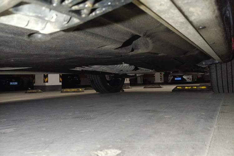Used Land Rover Range 2025 3.0 L6 360 PS Grand Edition Chassis Front Left