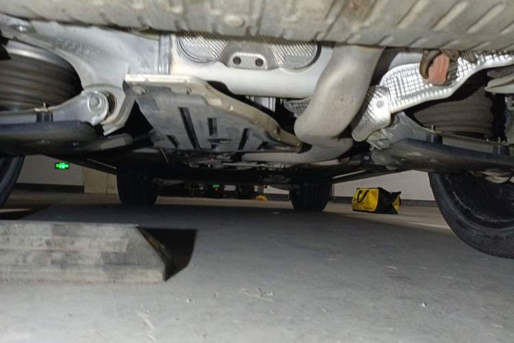 Used Land Rover Range 2025 3.0 L6 360 PS Grand Edition Chassis Rear