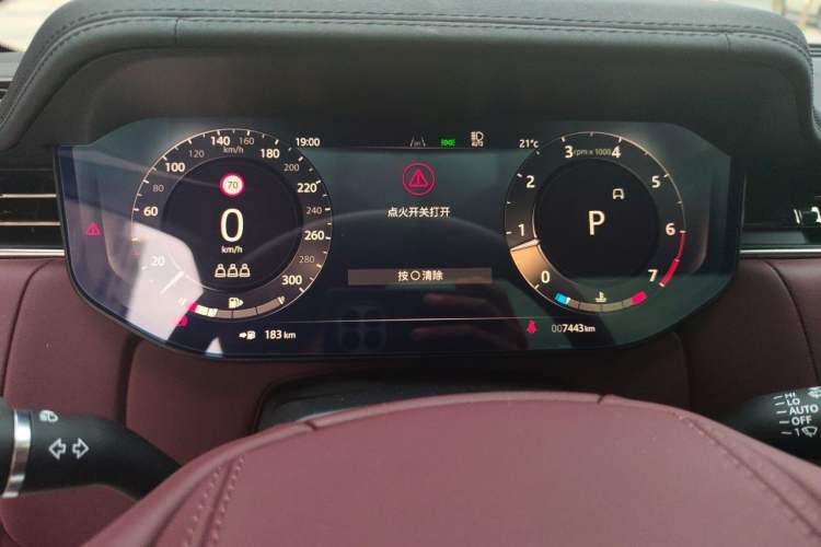 Used Land Rover Range 2025 3.0 L6 400 PS Extended-Length Genesis Edition Instrument Cluster