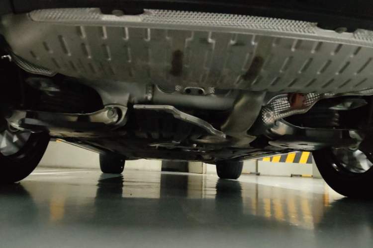Used Land Rover Range 2026 3.0 L6 400PS SE Long Wheelbase Chassis Rear