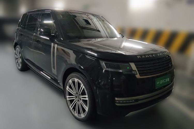 Used Land Rover Range 2026 3.0 L6 400PS SE Long Wheelbase Front Right 45 Deg