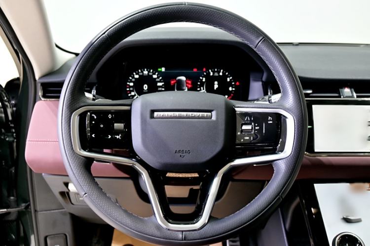 Used Land Rover Range Evoque 2022 Facelifted Aurora L 249 PS R-Dynamic Luxury Edition Interior 5