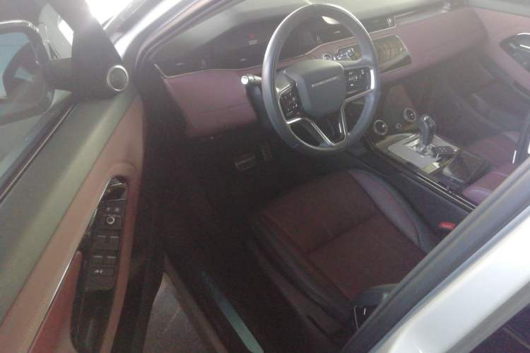 Used Land Rover Range Evoque 2023 Aurora L 249 PS Luxury Edition Interior 3