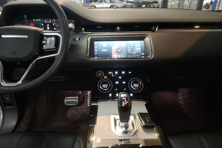 Used Land Rover Range Evoque 2021 Range Rover Velar 249 PS R-Dynamic S Performance Edition Audio And AC Panel