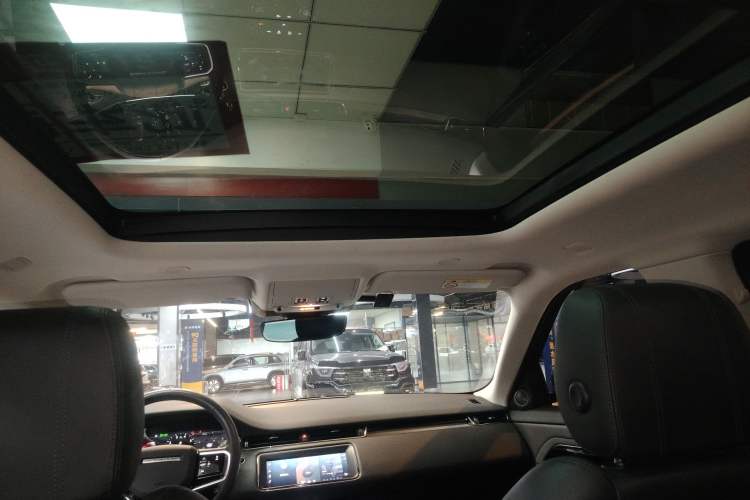 Used Land Rover Range Evoque 2021 Range Rover Velar 249 PS R-Dynamic S Performance Edition Headliner