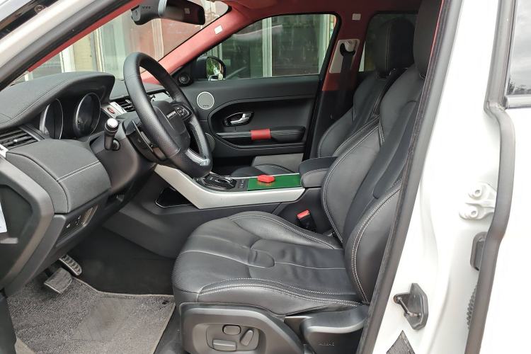 Used Land Rover Range Evoque 2014 2.0T 5-Door Ignite Edition Interior 1