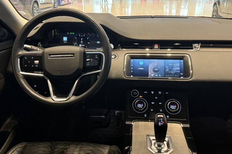 Used Land Rover Range Evoque 2021 Range Rover Velar 249 PS R-Dynamic S Performance Edition Interior 3